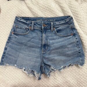 American Eagle Cut Off Mom Jean Shorts 6